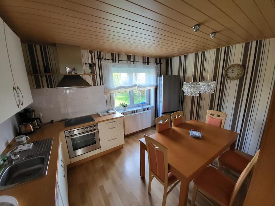 Schoene Mit Eigenem Eingang Und Parkplatz Fulda