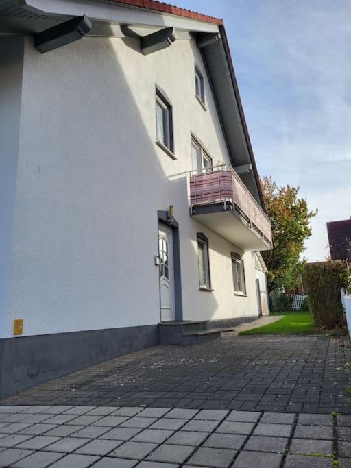 Appartamento Schoene Mit Eigenem Eingang Und Parkplatz *